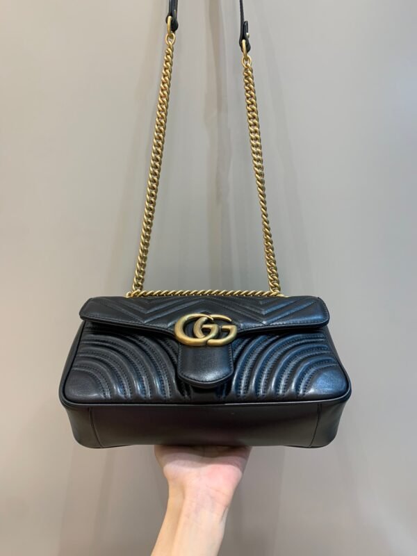 Classic flap bag