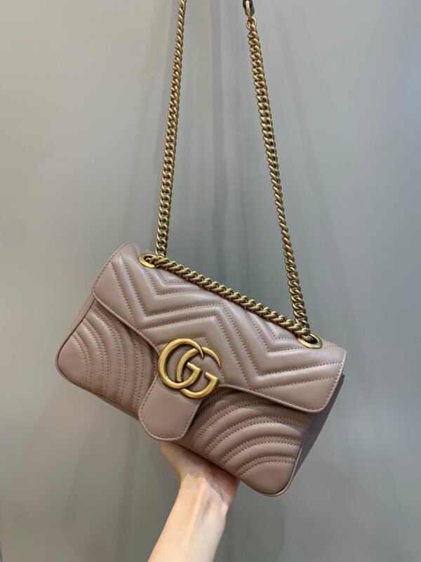 Classic flap bag