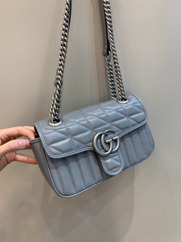 Classic flap bag