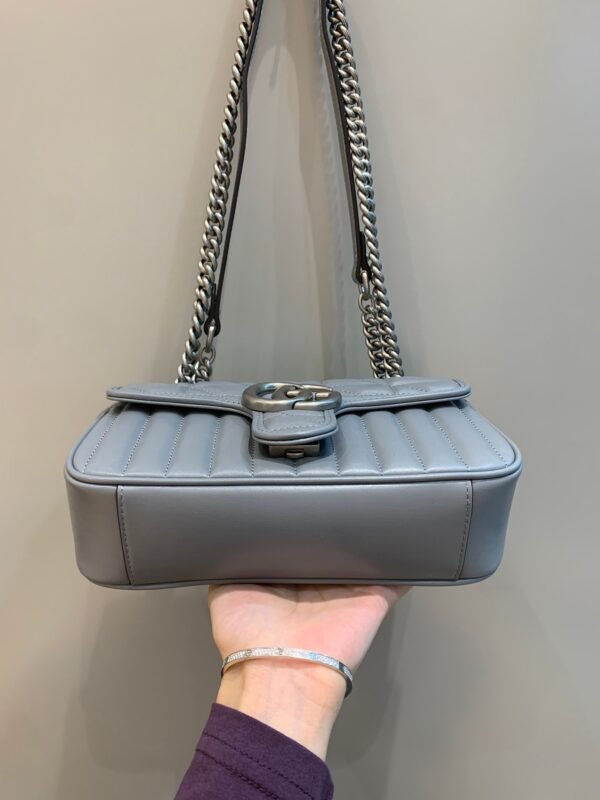 Classic flap bag