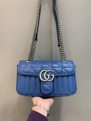 Classic flap bag