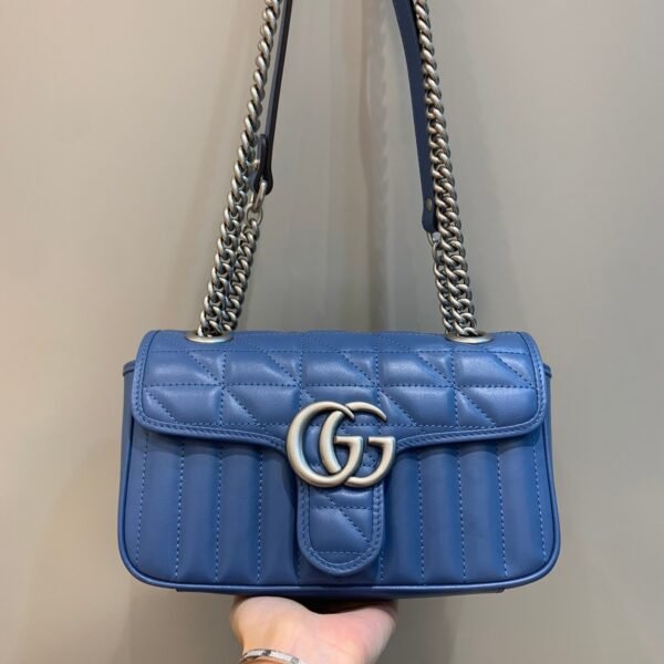 Classic flap bag