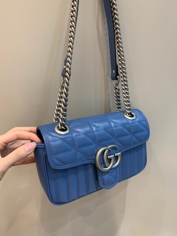 Classic flap bag