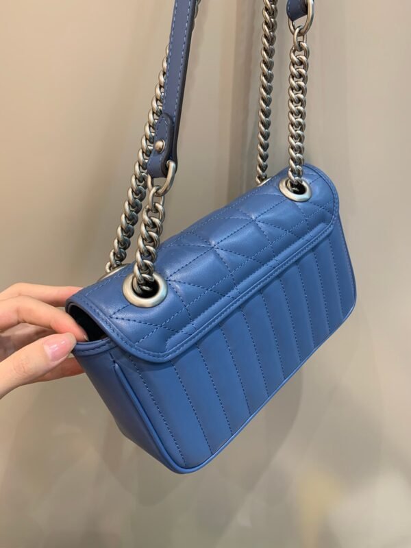 Classic flap bag