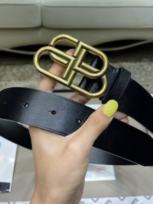 Balenciaga Women’s BB Thin Belt in black natural calfskin