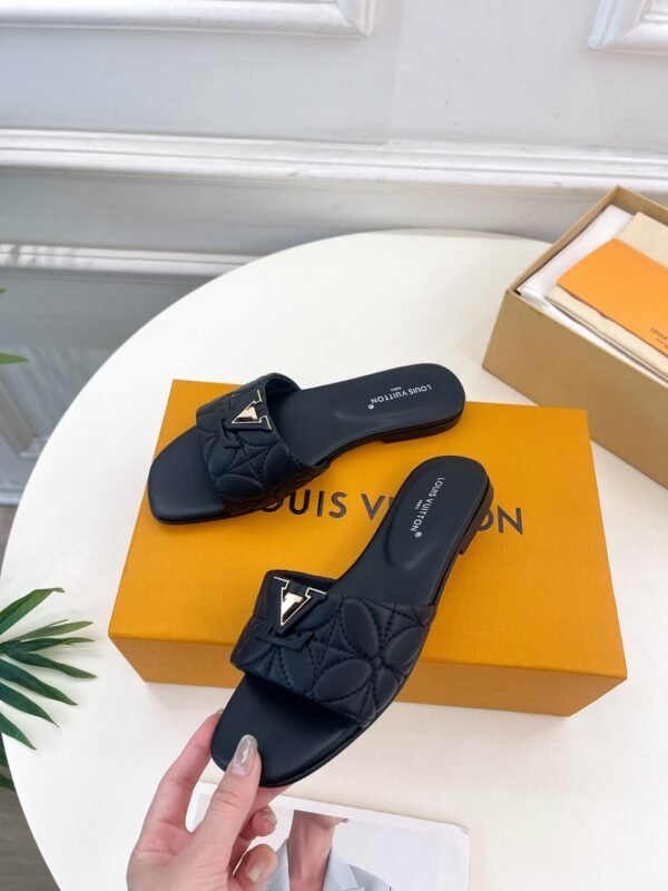 Louis Vuitton Mare Flat Mule